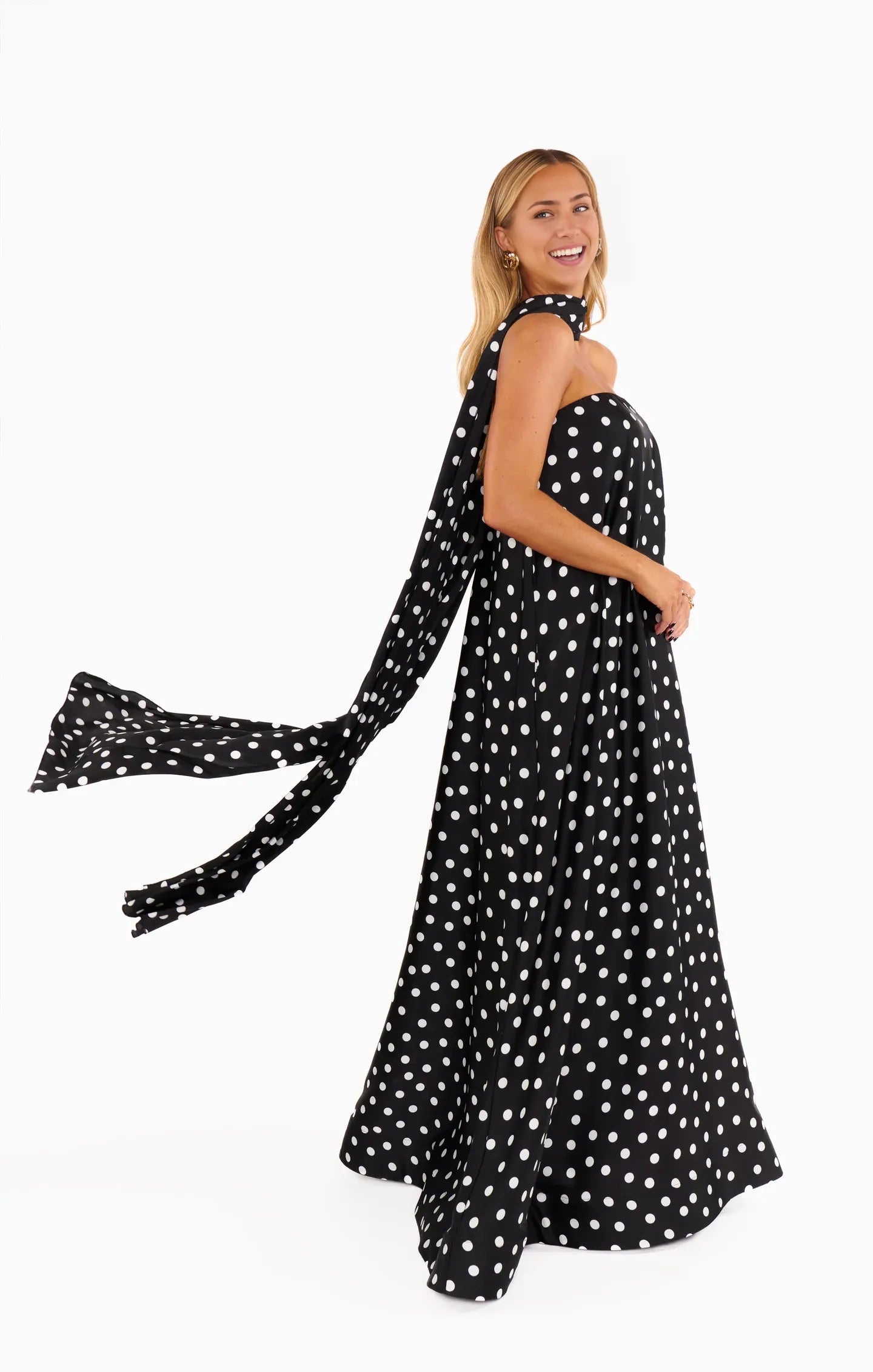 Weitese Dress Strapless Off the Shoulder Black Sleeveless Maxi Dress A-Line Polka Dots Backless Fashion Prom Dress
